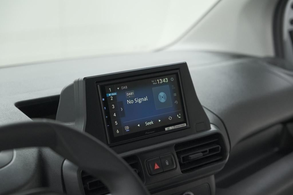 Peugeot Partner 1.5 bluehdi 100 s&s l1 | trekhaak | camera | apple carplay 