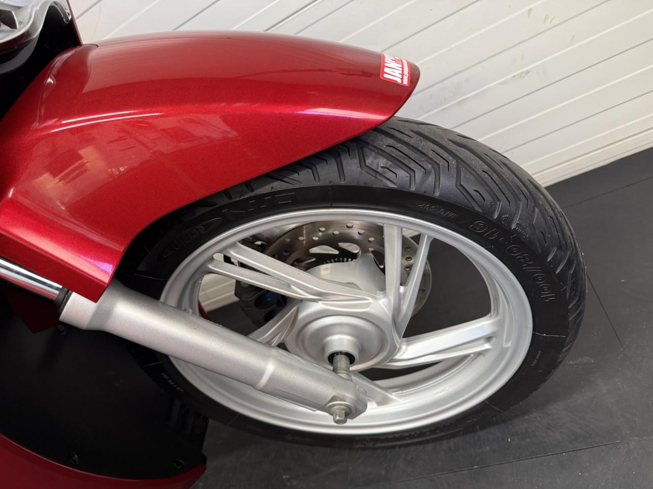 Gave en jonge Honda SH150i slechts 5600km!