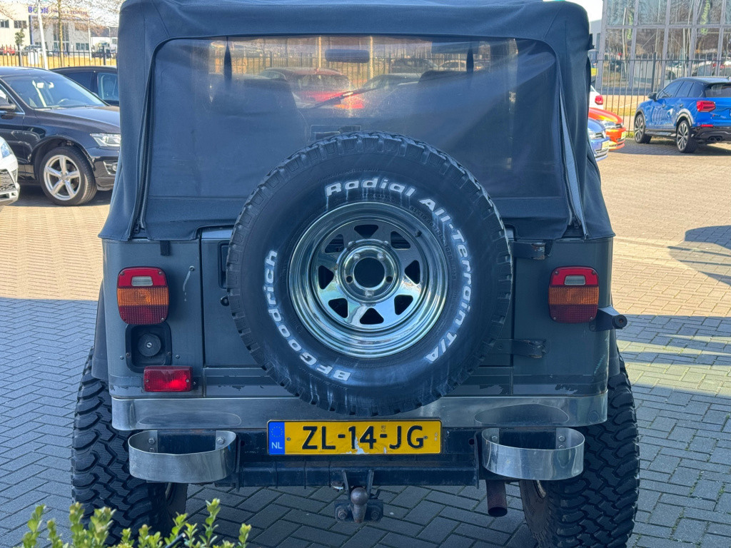 Jeep Wrangler 4.0i