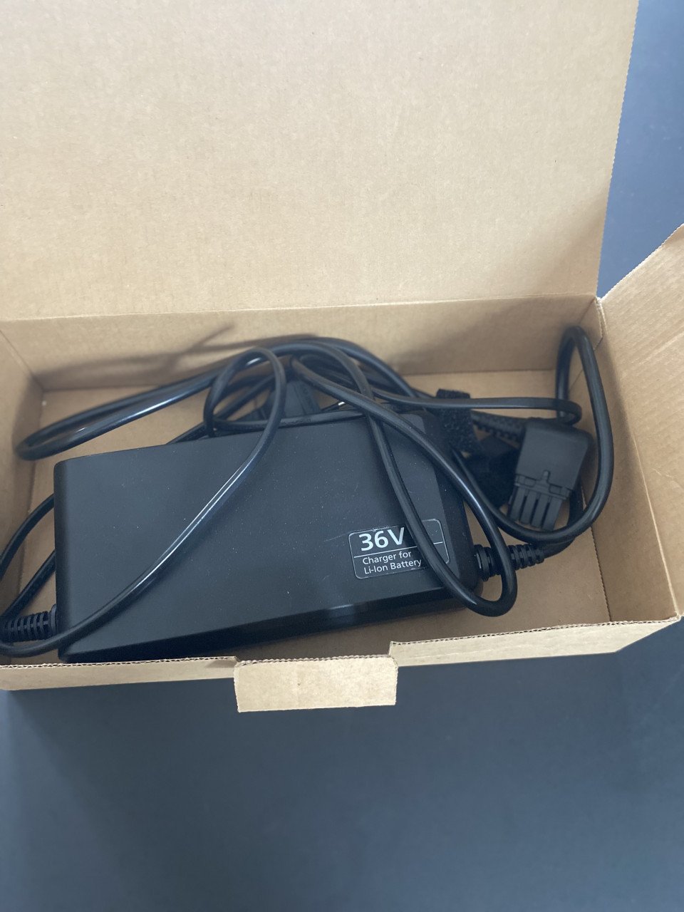 Fiets Accu oplader , nieuw in doos
