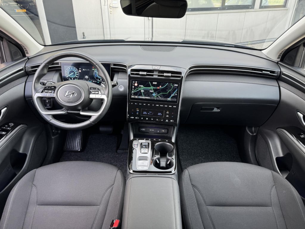 Hyundai Tucson Hybrid 1.6 t-gdi hev comfort smart | navigatie | camera | ap