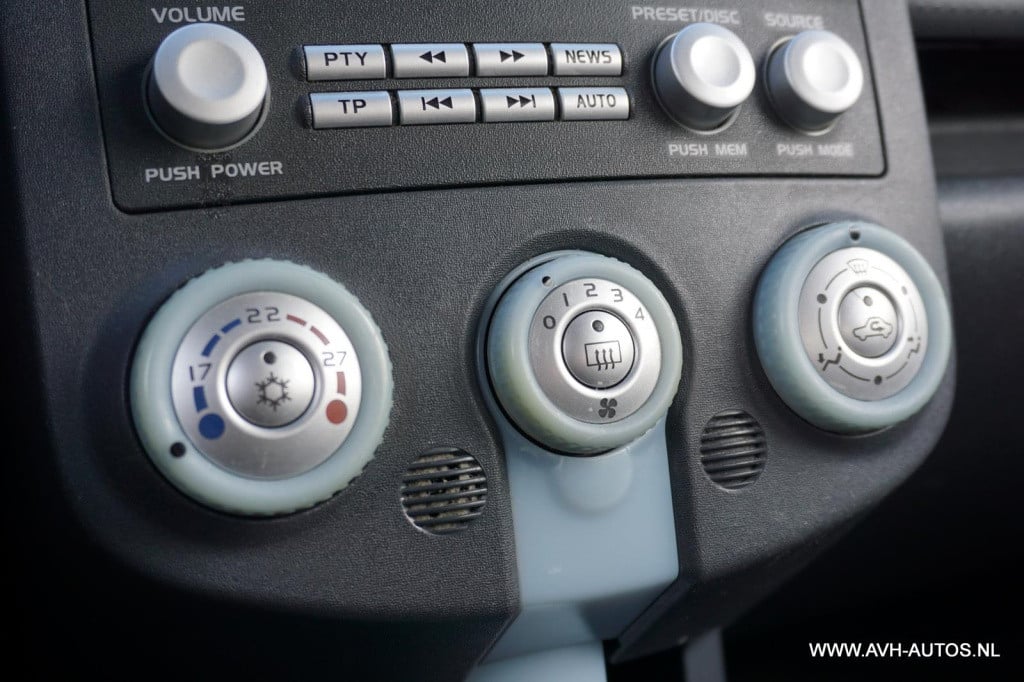 Mitsubishi Colt 1.5 invite automaat