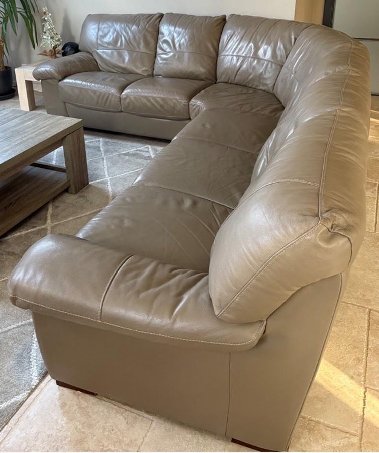 Te koop Echt leren bankstel 3 + 2 zits