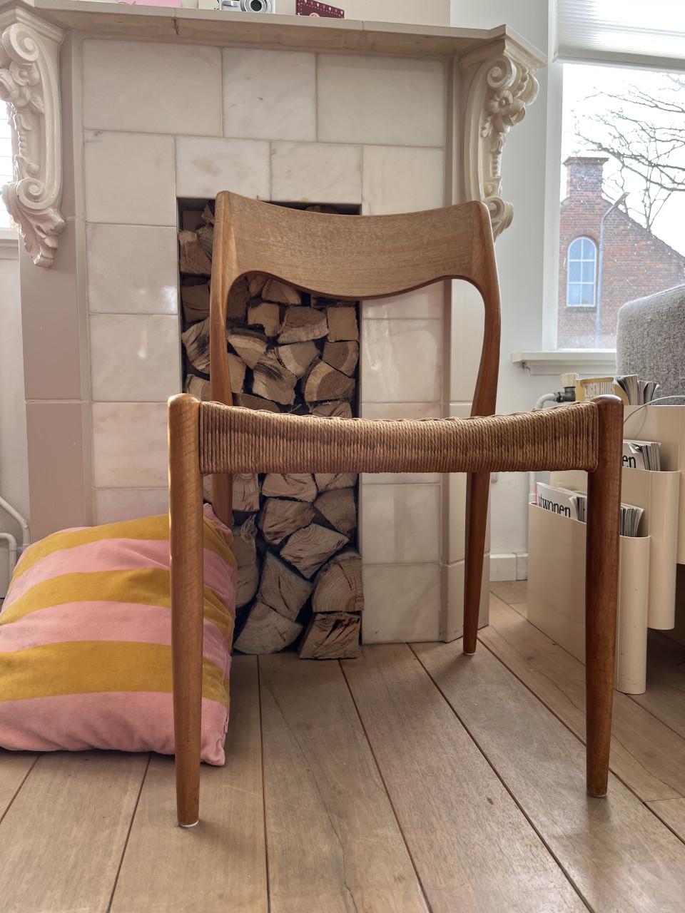 Mooie design stoel jaren 60 retro