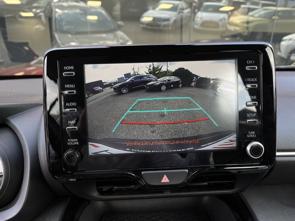 Toyota Yaris Cross 1.5 hybrid active | climate | cruise | camera | apple / 