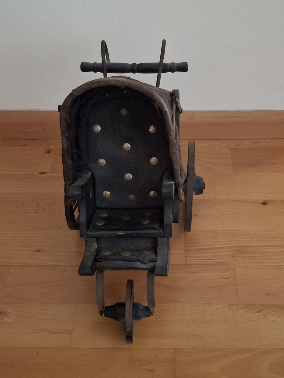 Vintage Poppenwagentje