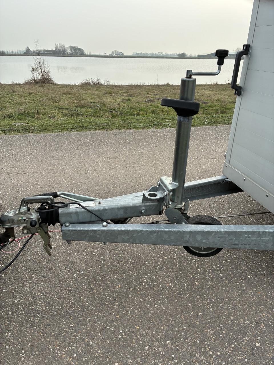 Volledig aluminium 2 paards met zadelkamer