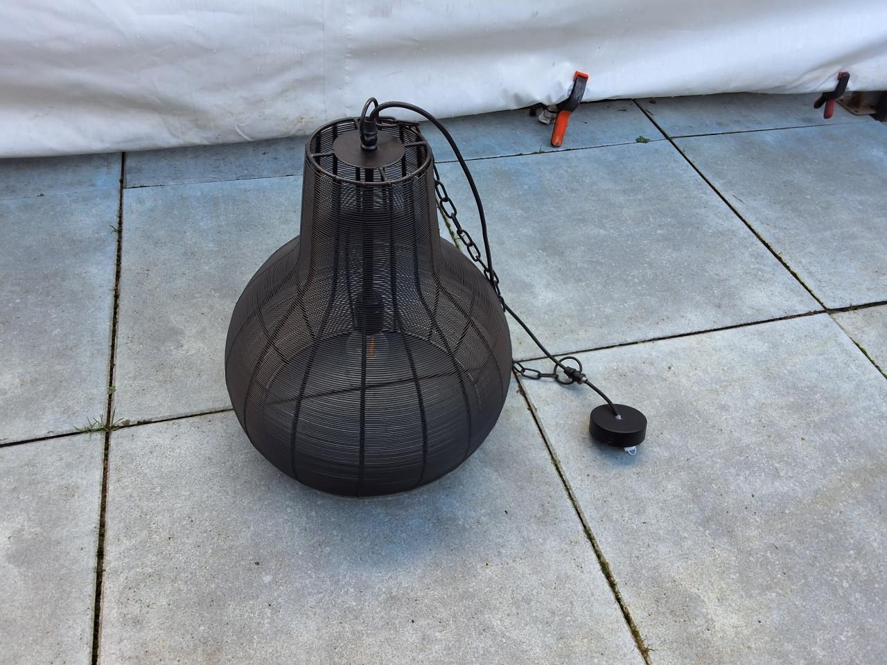 Te koop zwarte hanglamp