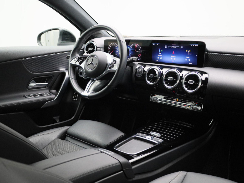 Mercedes-Benz A-Klasse 250 e luxury line | automaat | lmv | half leder | vi