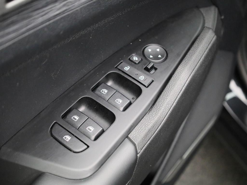 Kia Sportage 1.6 t-gdi mhev dynamicline | lmv | parkeer sensoren | virtual 