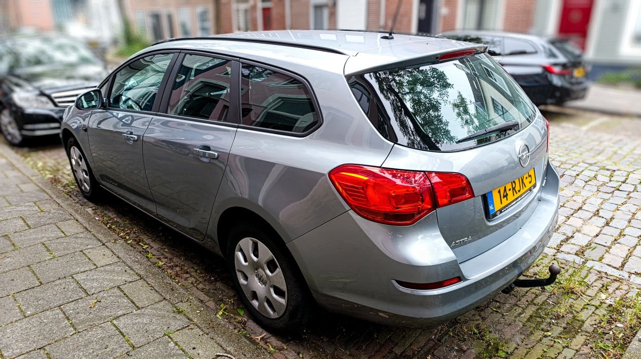 Nette, goed onderhouden Opel Astra station wagon
