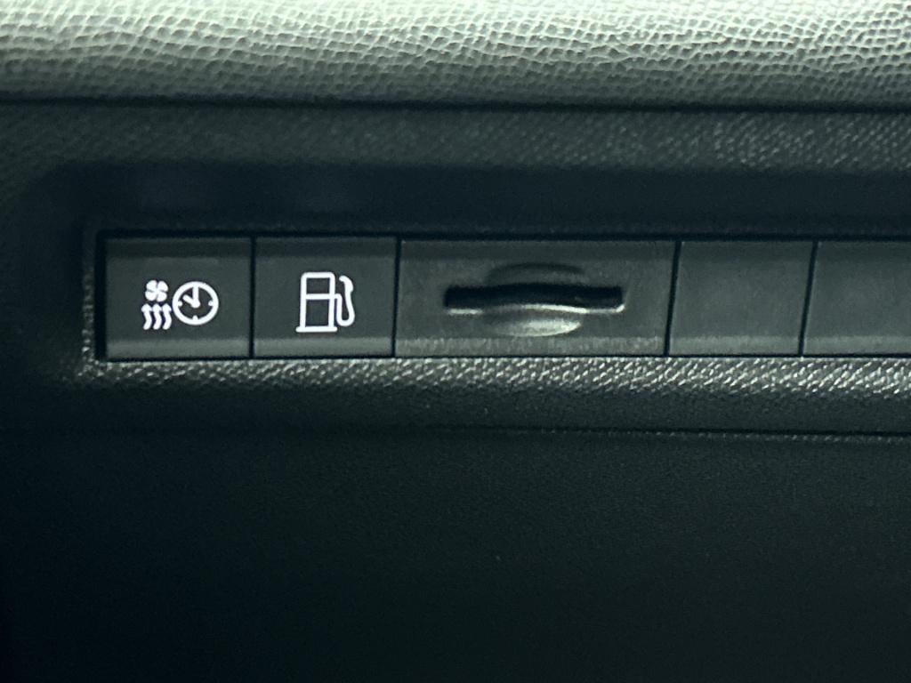 Peugeot 308 sw 1.6 plug-in hybrid 180 gt | rijklaar |