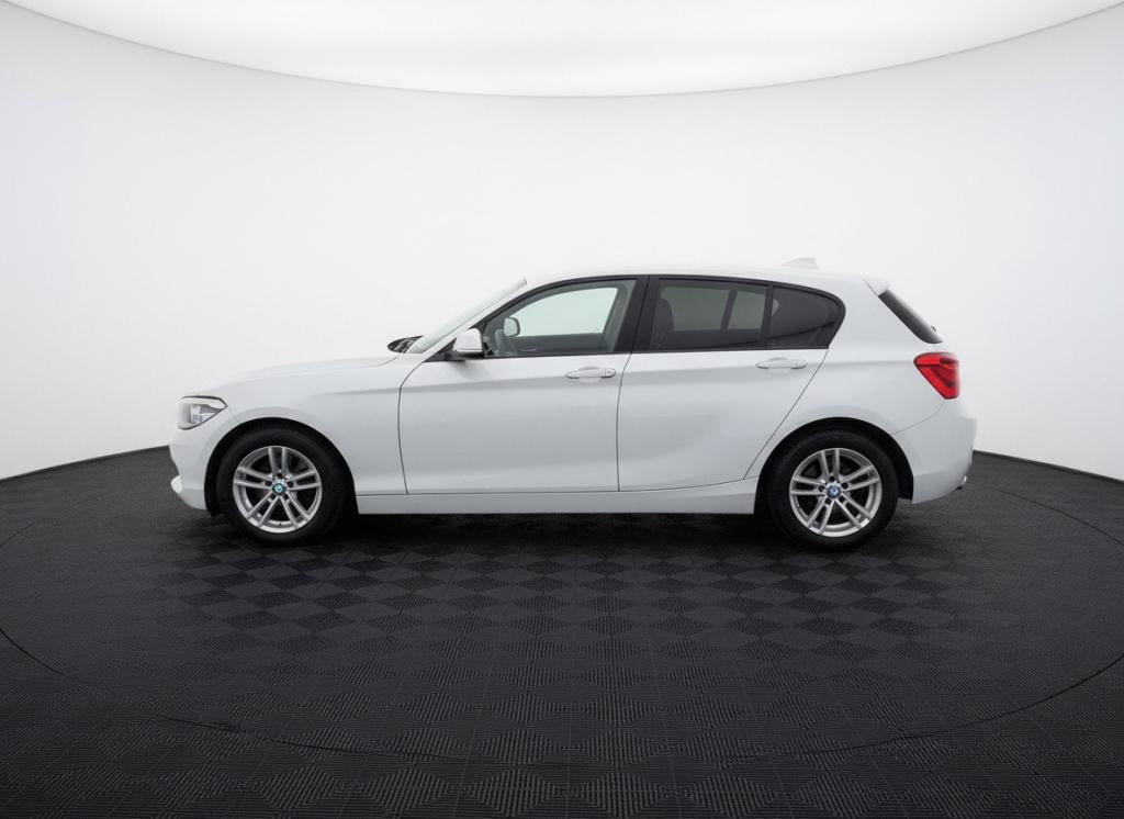 BMW 1 Serie 118i essential