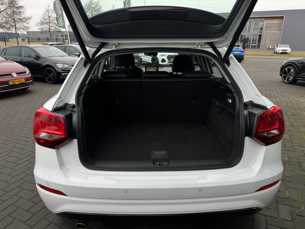 Audi Q2 30 tfsi s-line * virtual cockpit * carplay * keyless * leder