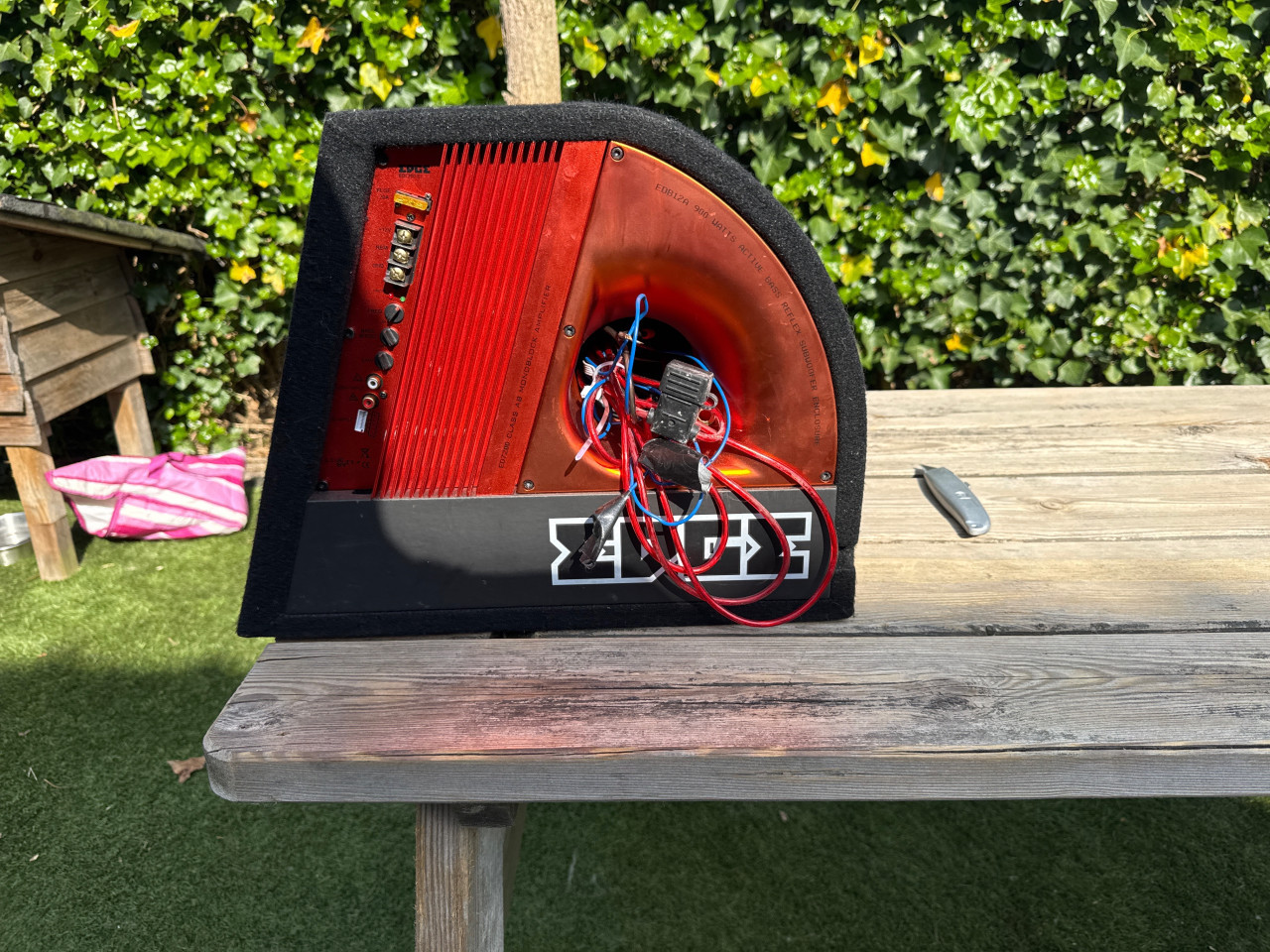 Edge actieve subwoofer