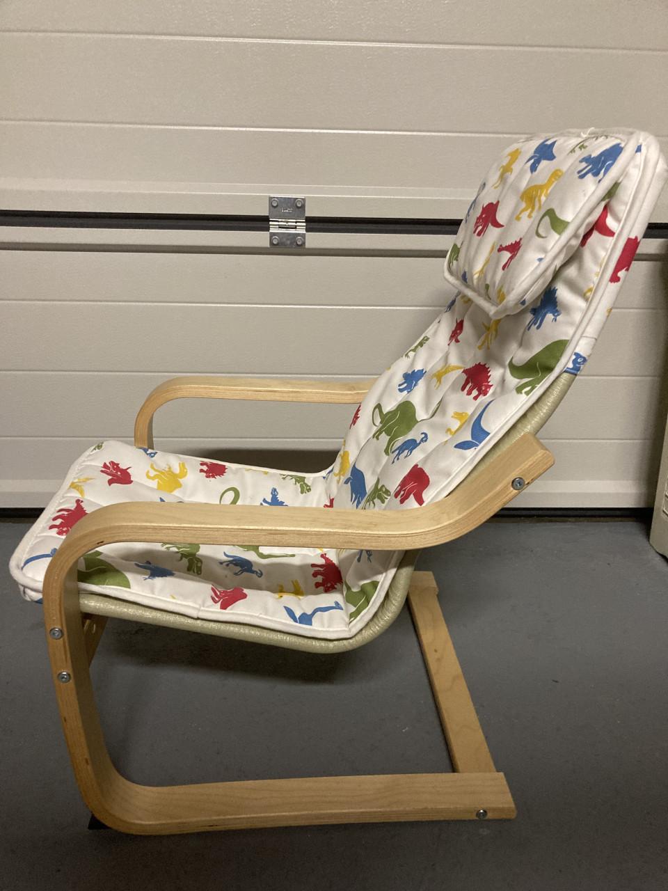 Kinderfauteuil IKEA Poäng inclusief leuk dinokussen