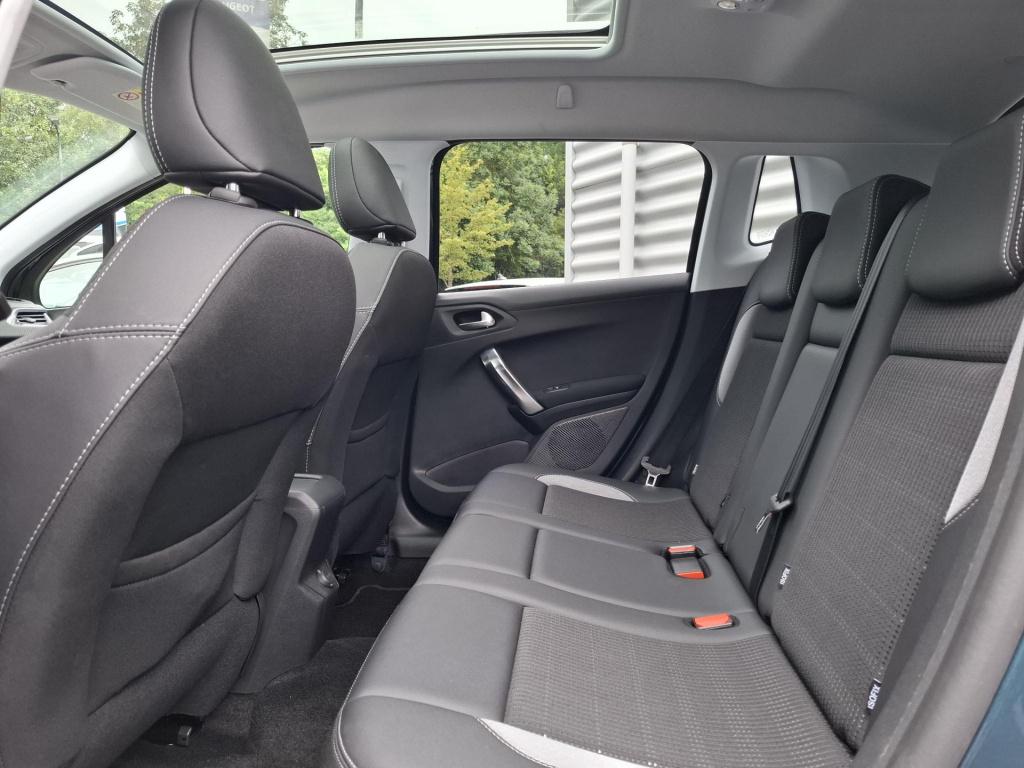 Peugeot 2008 suv 110 allure pano/cam/lmv/trekhaak