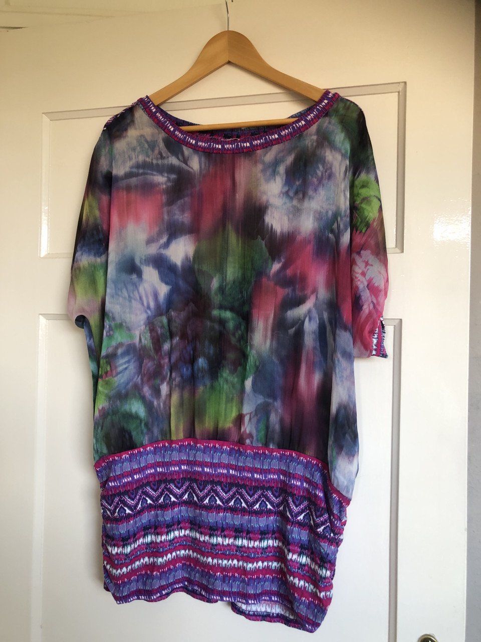 Damesshirts mt 50 en 2x xl(alleen afhalen)