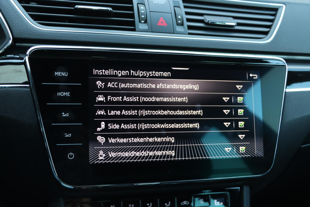 Skoda Superb combi 1.4 tsi iv laurin & klement 218pk dsg6 skoda superb comb