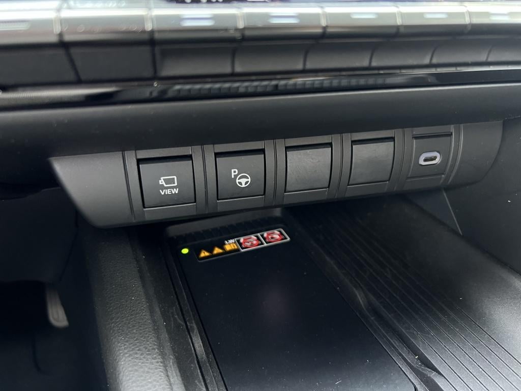 Toyota C-hr 1.8 hybr 140 first edition | nl auto | dealer onderhouden |