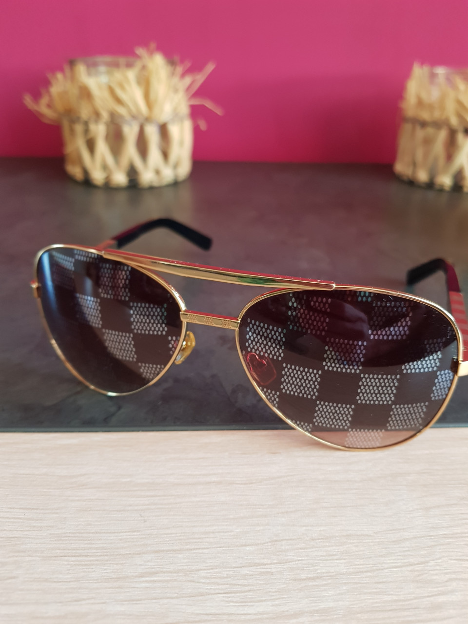 Zonnebril Louis Vuitton goud in perfecte staat