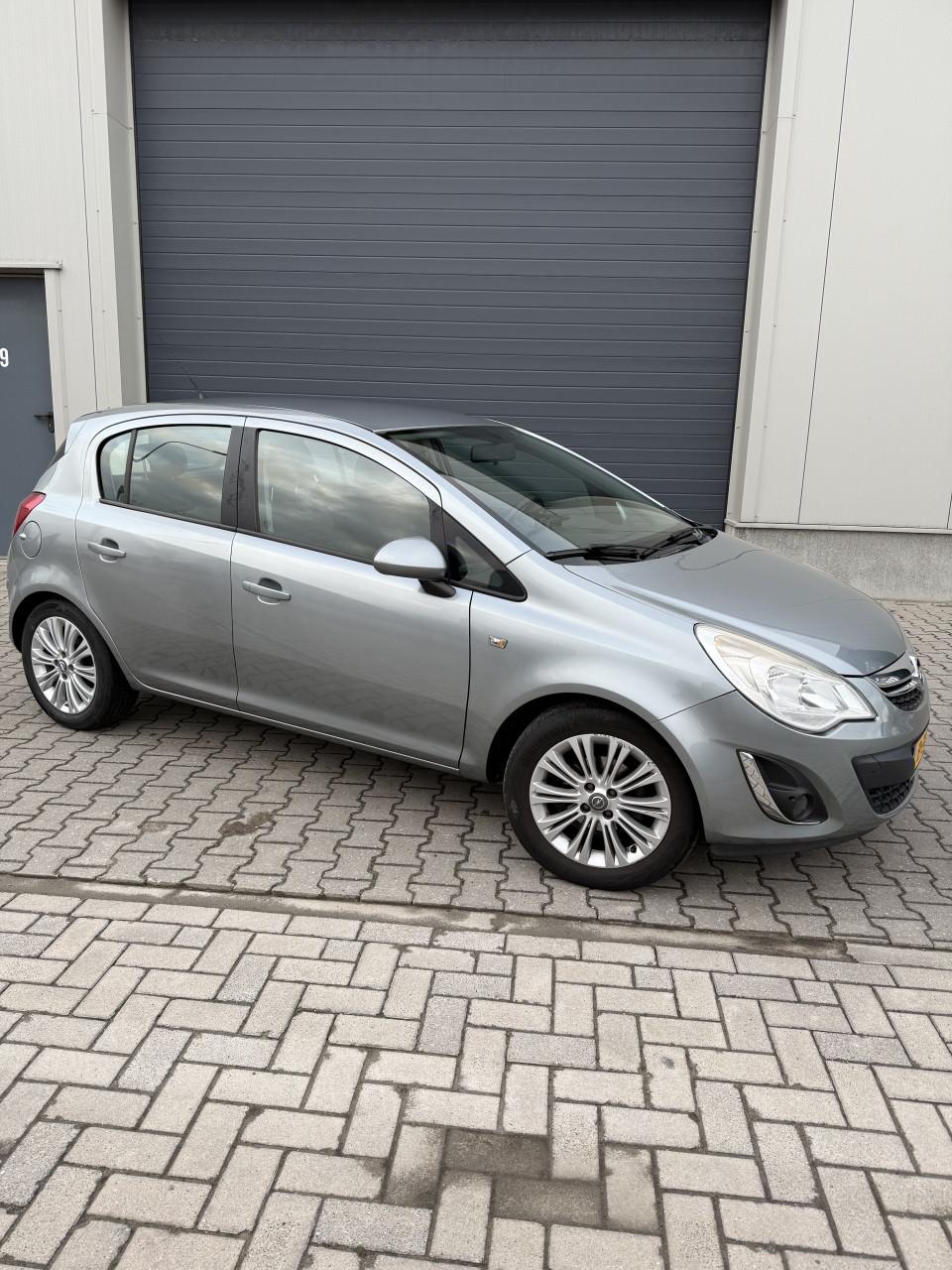 Auto Opel Corsa, 5-deurs