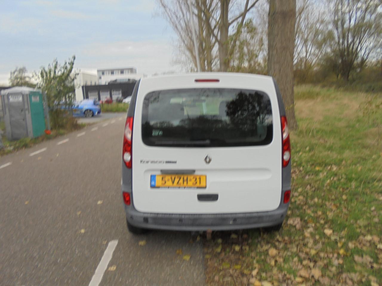 Kangoo 1.5 dCi Express Compact ,tweede eigenaar Bouwjaar 2012 nieuwe APK