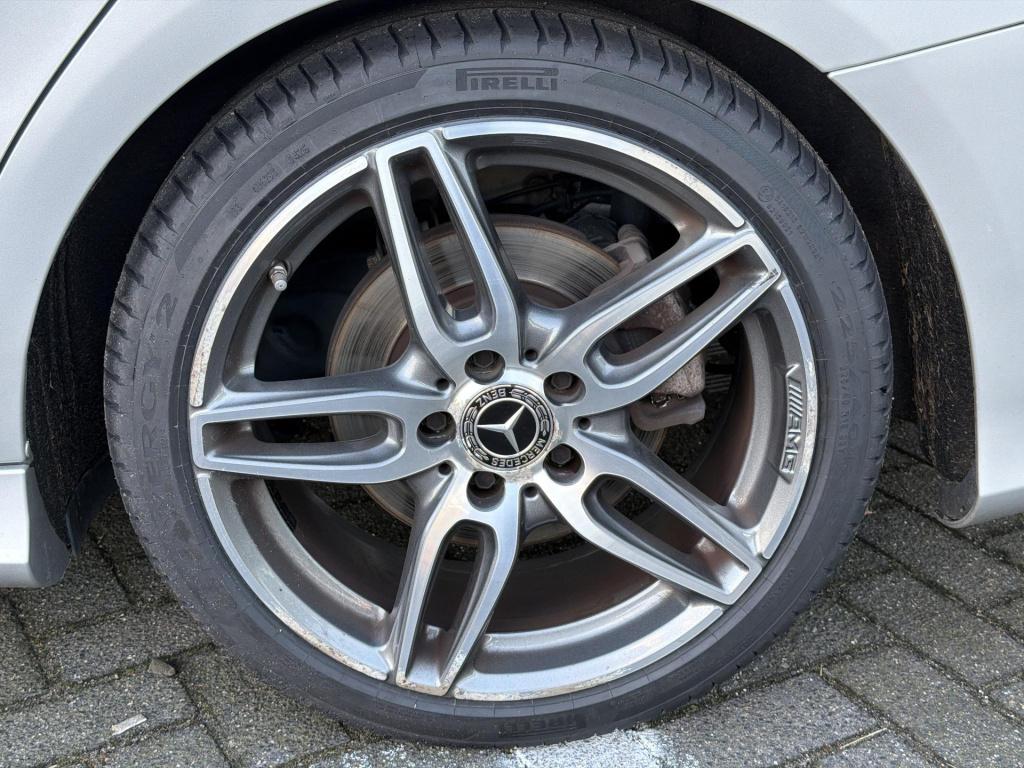Mercedes-Benz Cla shooting brake 180 business solution amg
