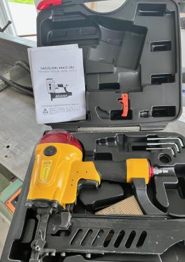 Pneumatiche tacker voor nieten en krammen