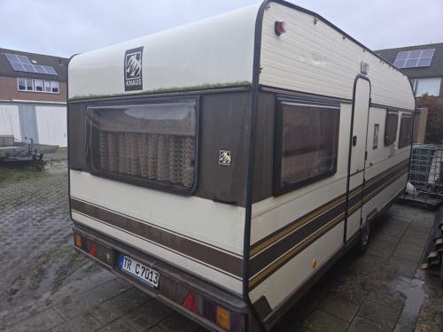 Knaus azur 495 met voortent
