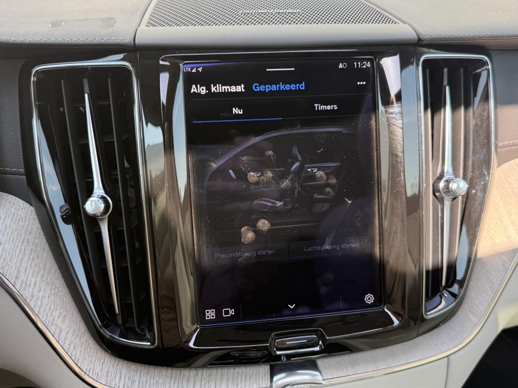 Volvo XC60 t6 398pk recharge inscription| panodak| 360camera| trekhaak| h&k