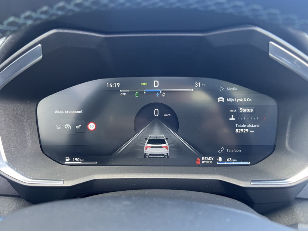 Lynk & Co 01 1.5 261pk phev plug in hybrid , 360gr camera , zwart gewrapt ,