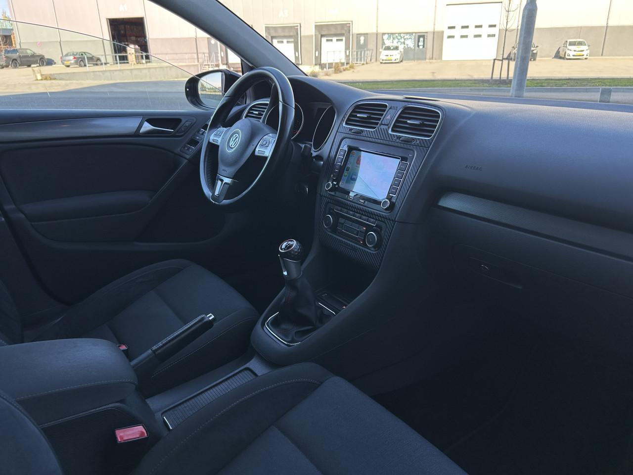 Volkswagen Golf 1.2 TSI Style BlueMotion/CRUISE CONT/CARPLAY