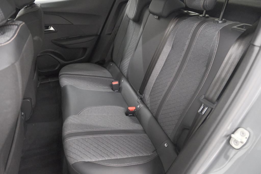 Peugeot 2008 1.2 hybrid 145 allure | apple carplay | climate control | park