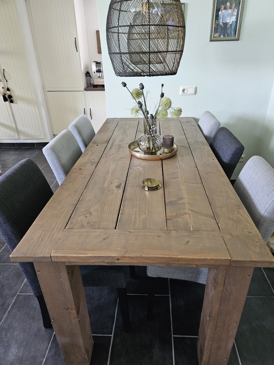 Eettafel eventueel met 6 stoelen