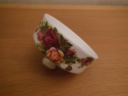 Deksel van ronde Botervloot Royal Albert