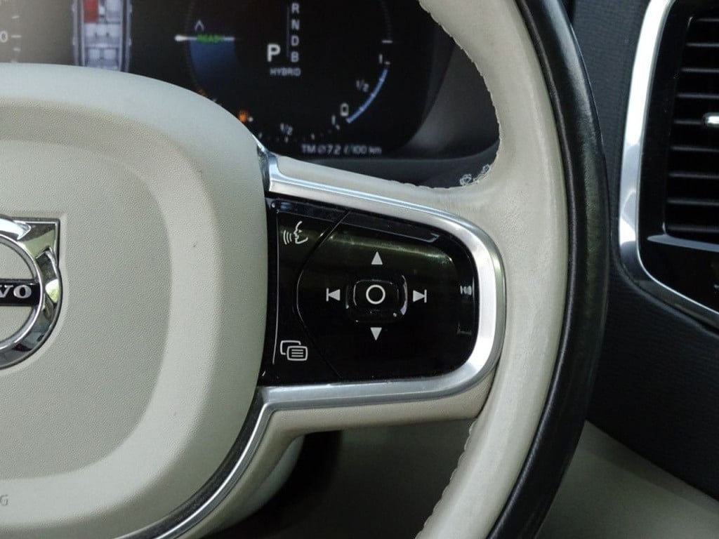 Volvo XC90 2.0 t8 twin engine awd momentum 7-persoons | pano