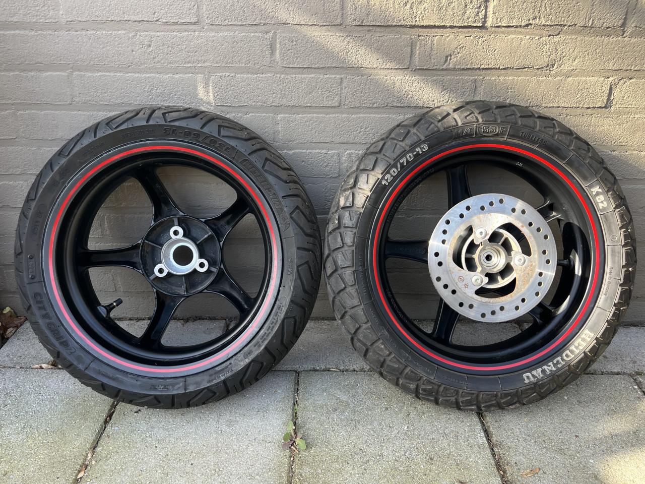 Yamaha Aerox NS50F 4takt