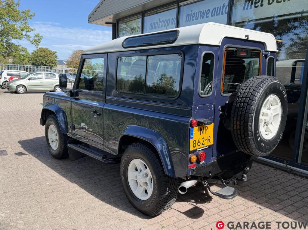 Land Rover Defender 2.4 td 90 sw se