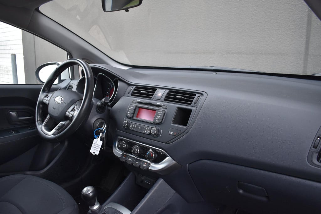 Kia Rio 1.2 cvvt businessline 5drs | airco | cruise | bluetooth | unieke km