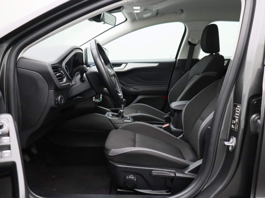 Ford Focus wagon 1.0 ecoboost hybrid trend edition business | navigatie | a