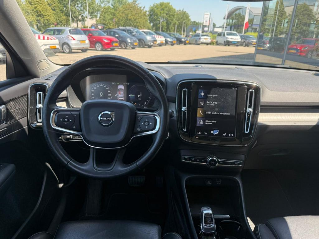 Volvo XC40 1.5 t5 recharge r-design nette staat|incl afleveringsbeurt