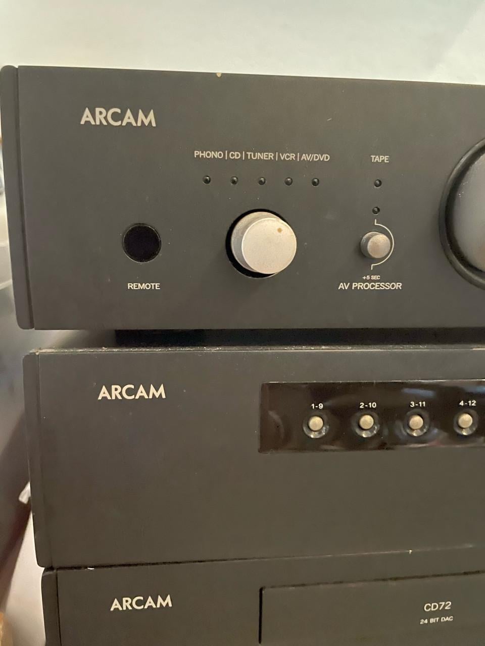 Arcam FMJ hifi set aangeboden.