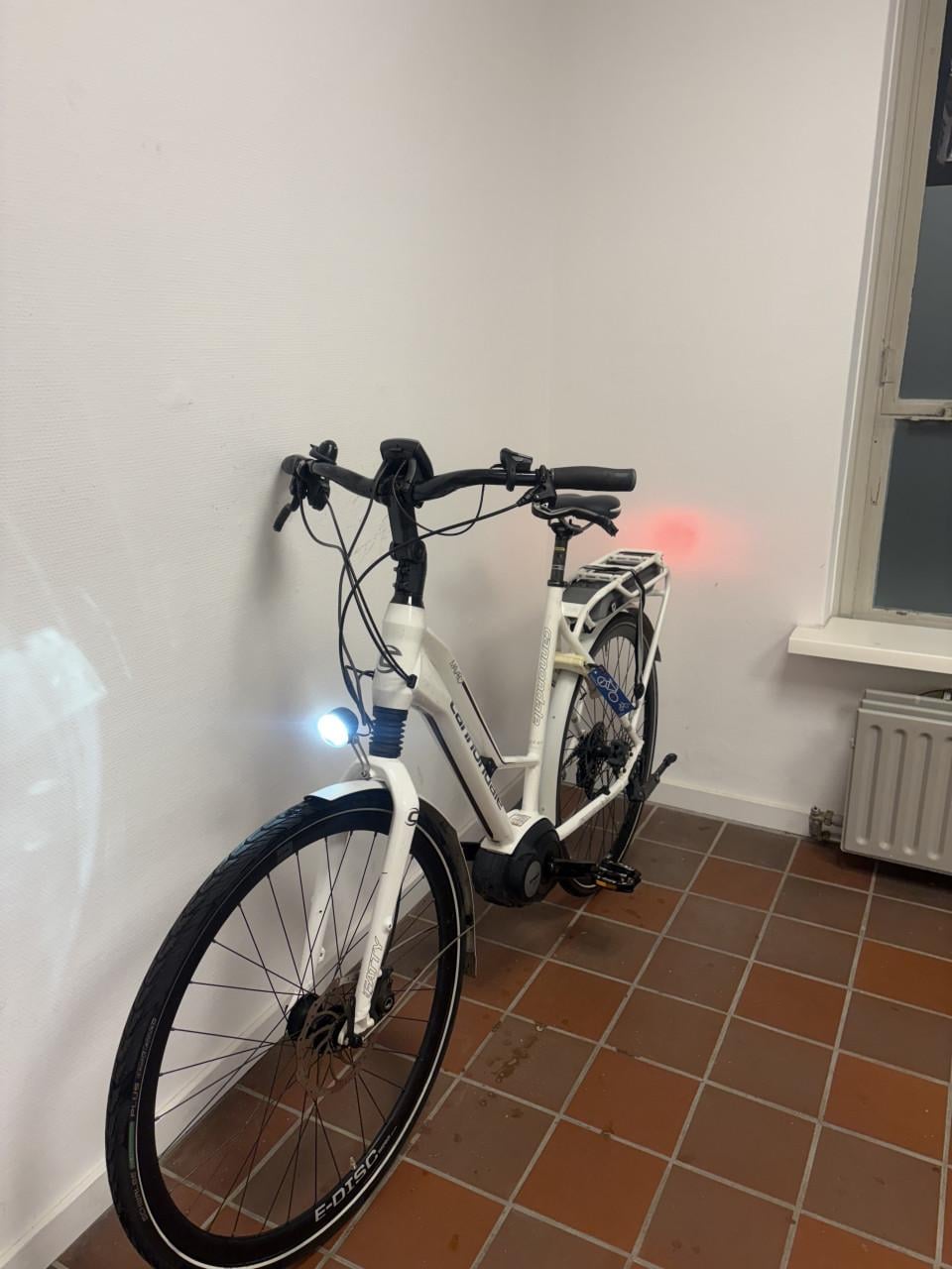 Cannondale Navaro. Dames elektrische fiets met bosch