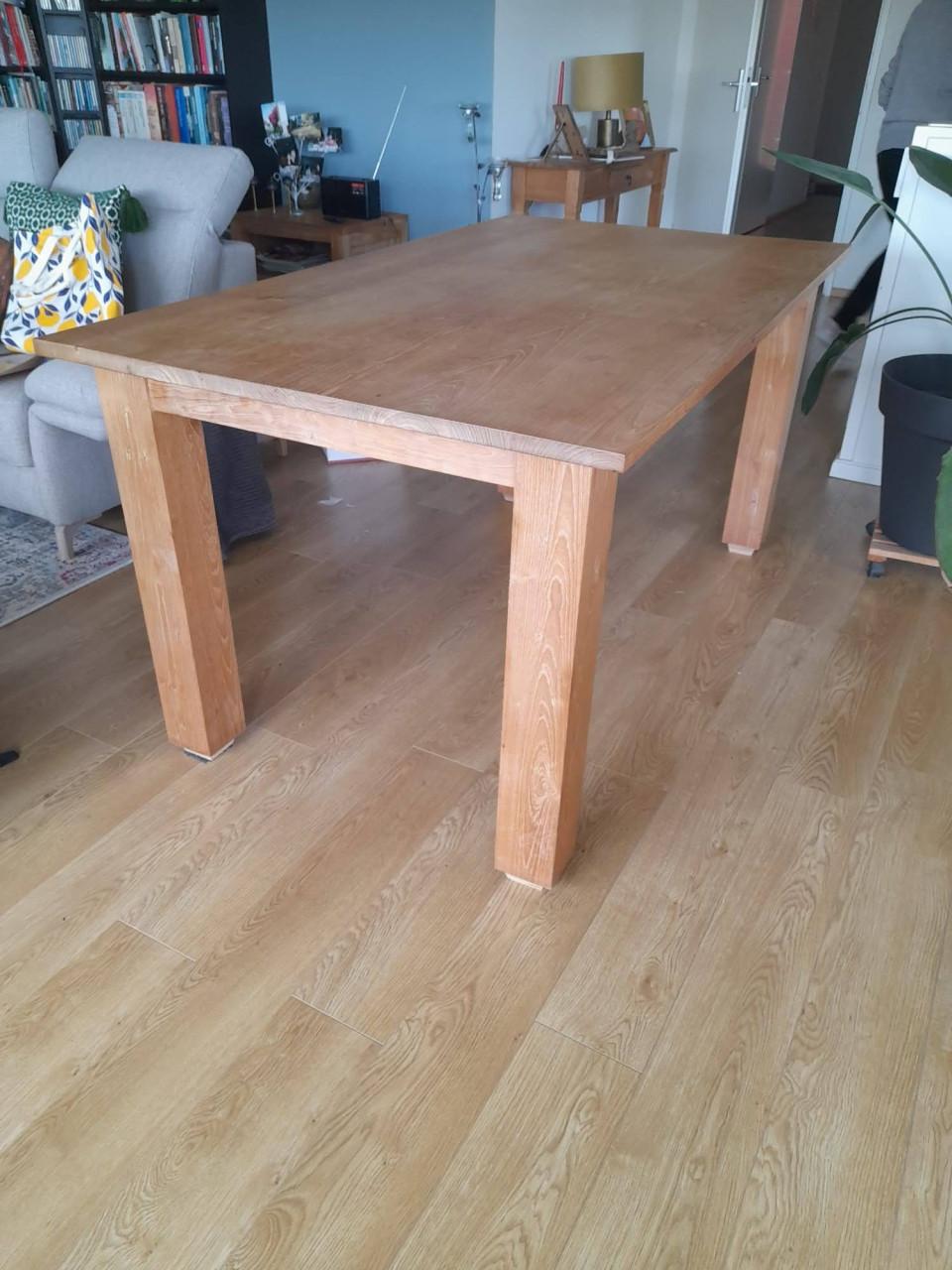 Massief teak eettafel 90x160