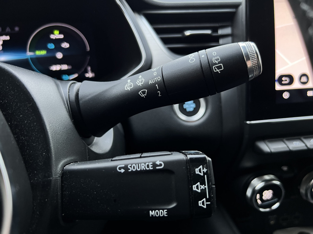 Renault Captur 1.6 e-tech plug-in hybrid 160 intens
