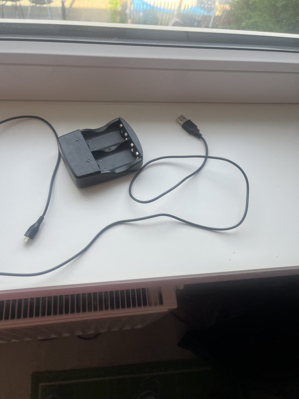 Smatree dual channel charger