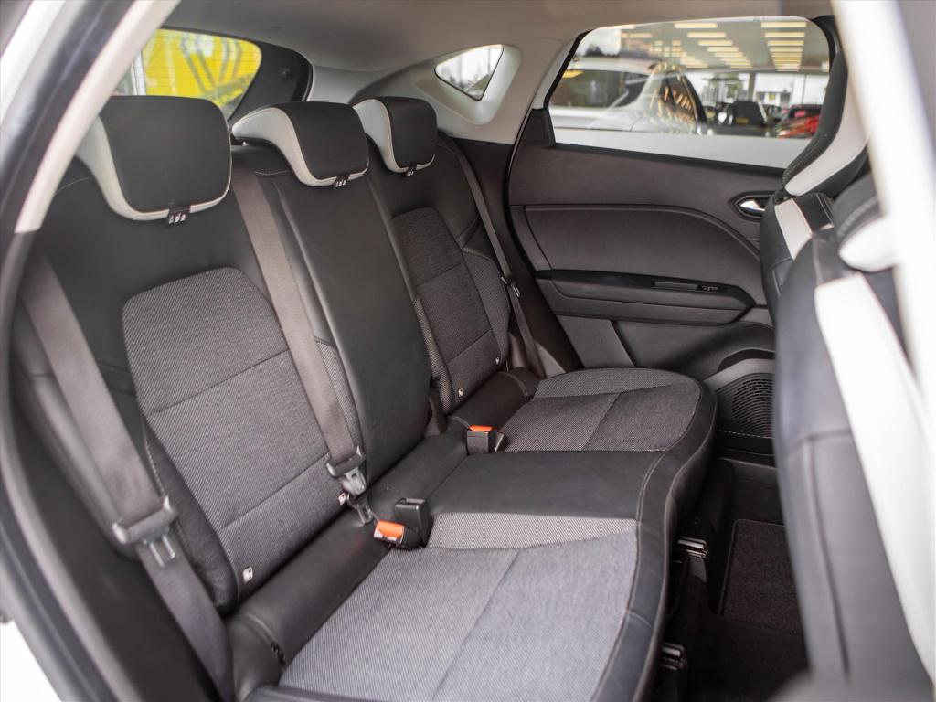 Renault Captur tce 140pk intens automaat | navigatie | camera | park. senso