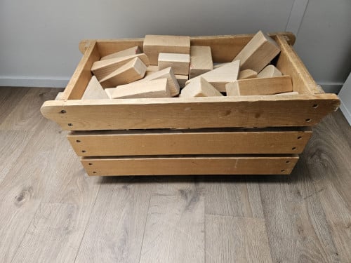 Blokkenkist op wieltjes