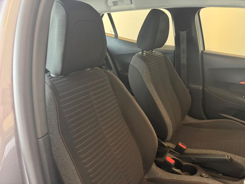 Peugeot 2008 1.2 puretech active